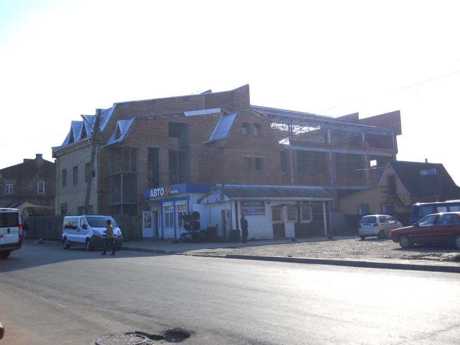 Photo under construction - Retail store with underground parking Kovel Ukraine - Commercial projects - Projects - Parchitects title