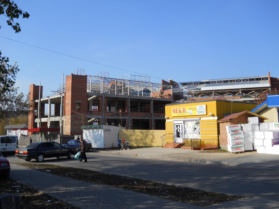 Photo under construction - Retail store with underground parking Kovel Ukraine - Commercial projects - Projects - Parchitects title